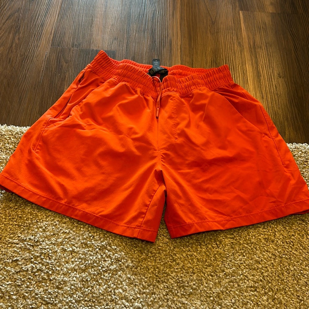 Men’s Lululemon Pace Breaker Linerless Short 5"